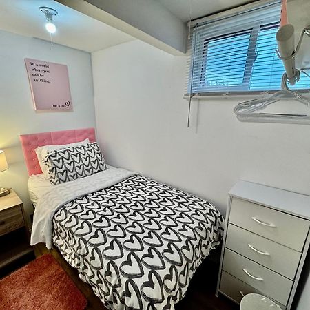 Tiny Private Room On The 1St Floor With Shared Bathroom Near Seatac Airport And Downtown Сиэтл Экстерьер фото