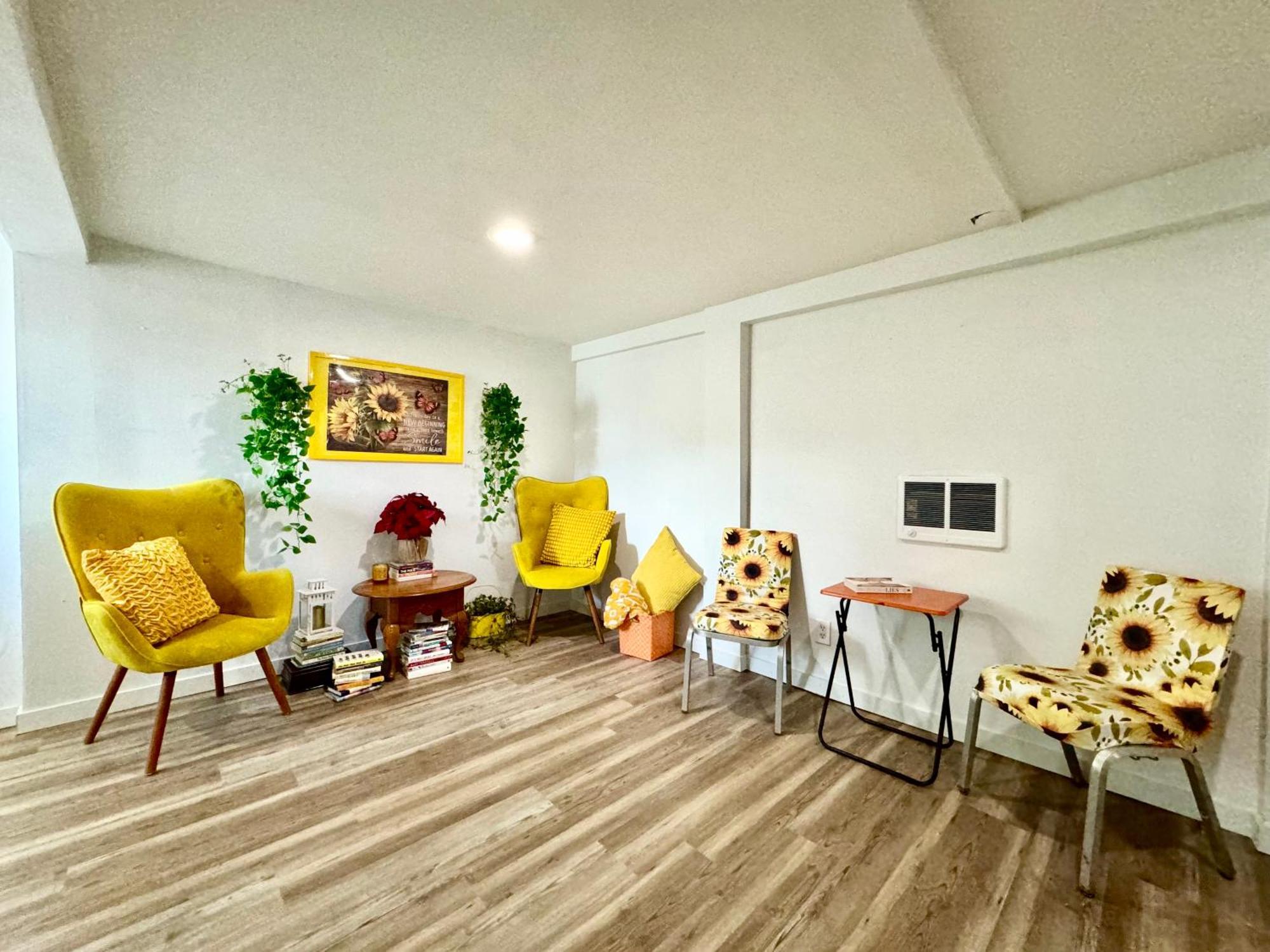 Tiny Private Room On The 1St Floor With Shared Bathroom Near Seatac Airport And Downtown Сиэтл Экстерьер фото