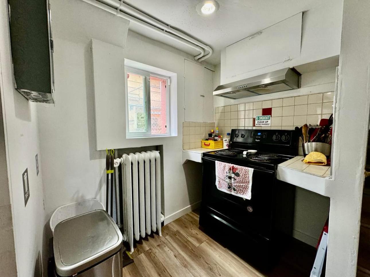 Tiny Private Room On The 1St Floor With Shared Bathroom Near Seatac Airport And Downtown Сиэтл Экстерьер фото