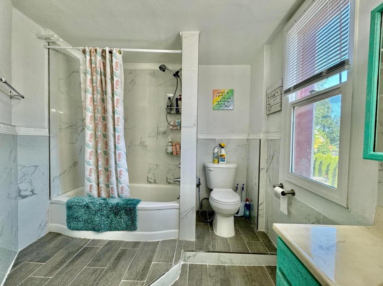 Tiny Private Room On The 1St Floor With Shared Bathroom Near Seatac Airport And Downtown Сиэтл Экстерьер фото