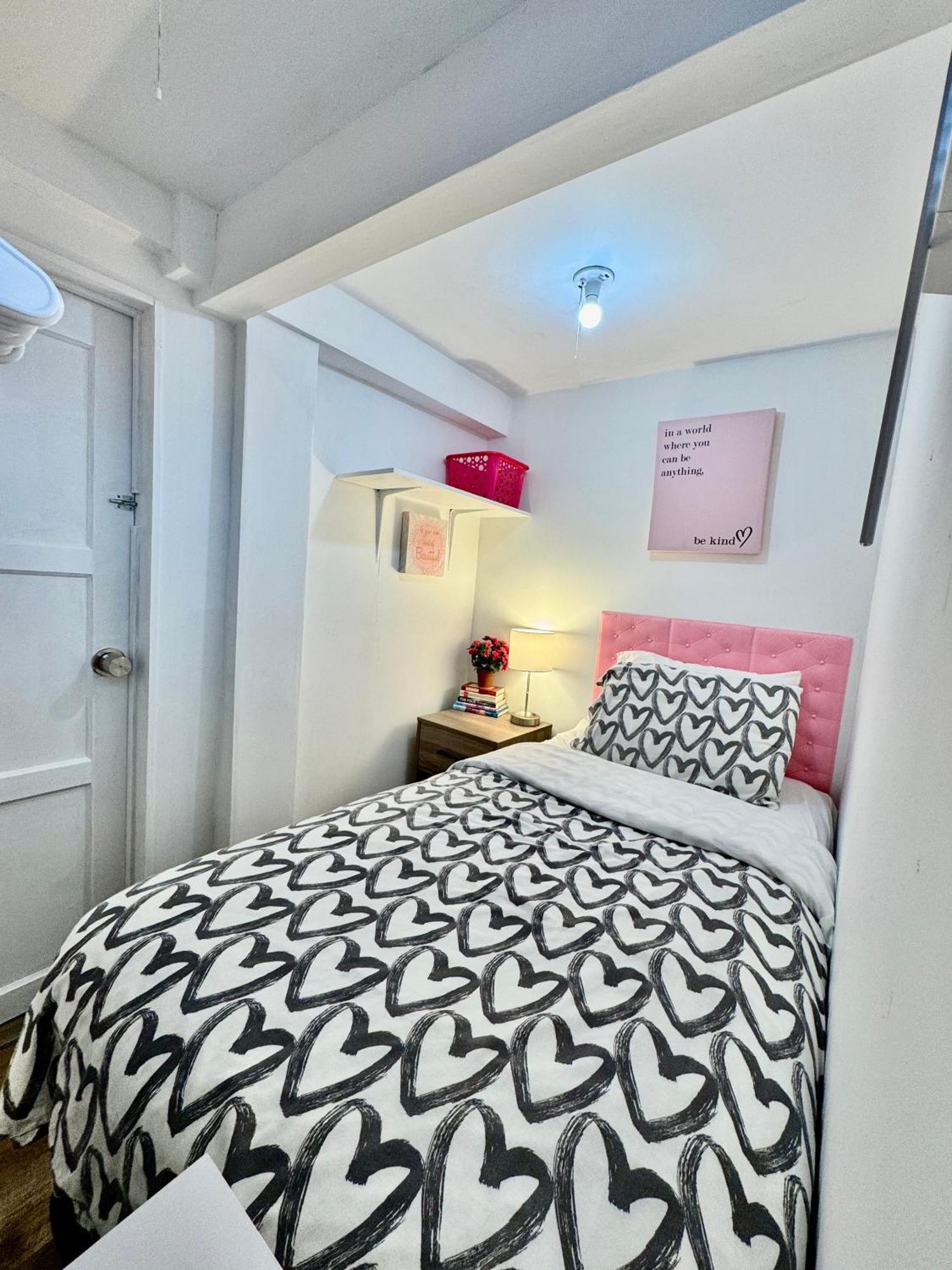 Tiny Private Room On The 1St Floor With Shared Bathroom Near Seatac Airport And Downtown Сиэтл Экстерьер фото